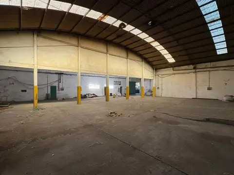 Galpón en alquiler de 4.600m2 con entrada por 2 calles en el Parque Industrial "ACE 12"