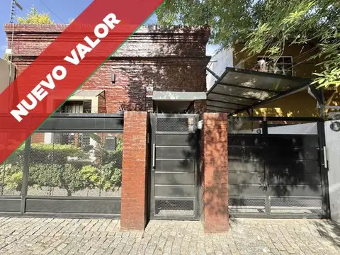 Casa 4 ambientes en excelente estado y ubicación.