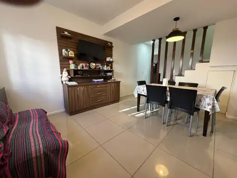 Casa en Venta en Ingeniero Adolfo Sourdeaux, USD 120.000