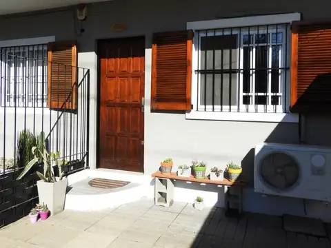 Casa en Venta en Martín Coronado, USD 89.000