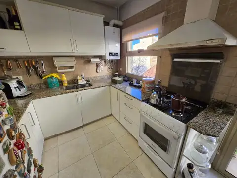 Departamento 4 ambientes con 3 baños