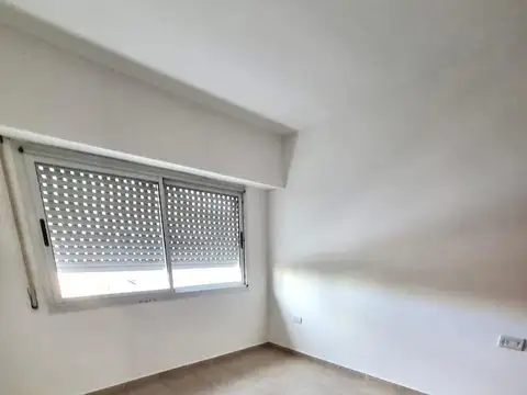 Departamento en Alquiler en Abasto, $ 580.000