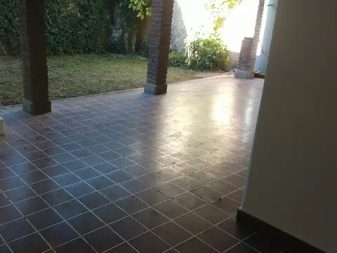 Casa en Alquiler de 2 dormitorios