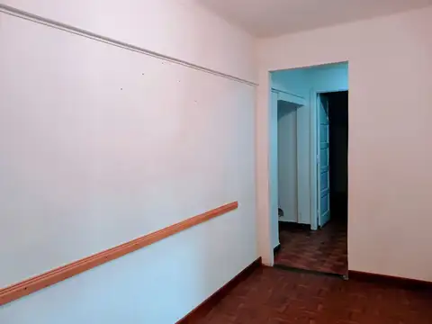 Oficina en Alquiler 56 años