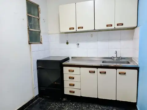 Oficina en Alquiler en Banfield, $ 900.000