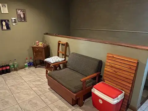 VENTA GALPON CON CASA 4 AMBIENTES