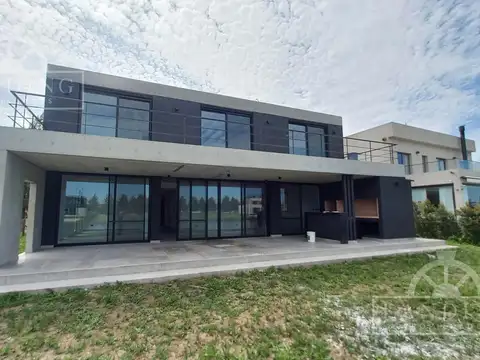 Casa en Venta en El Naudir, Countries y Barrios Cerrados en Escobar