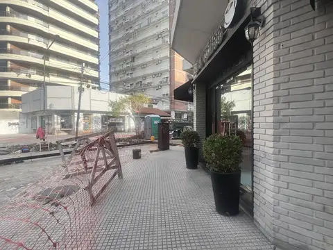 Ladislao Martínez 100