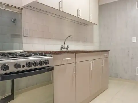 Depto Tipo Casa en Alquiler de 3 dormitorios