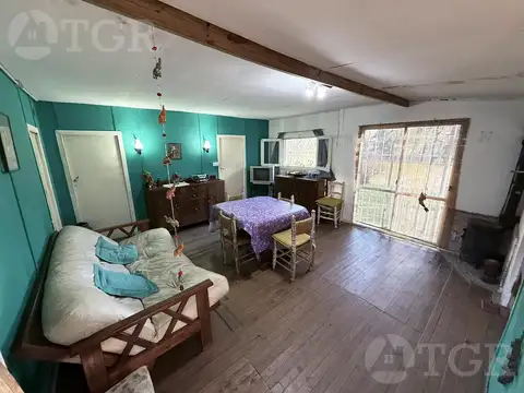 Casa 4 ambientes con 1 baño