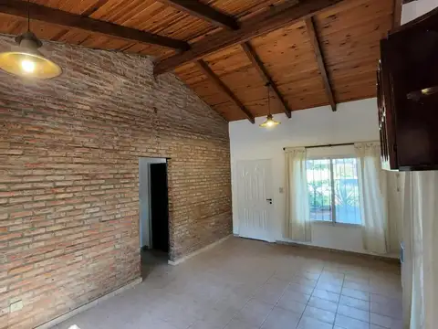 Casa en Venta con 1 cochera