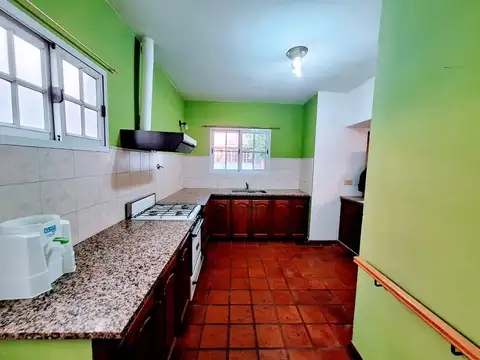 Depto Tipo Casa en Alquiler en Temperley, $ 650.000