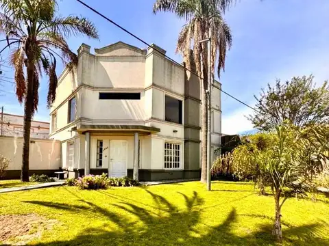 Se Vende Casa 4 Ambientes, lista para escriturar - Luján
