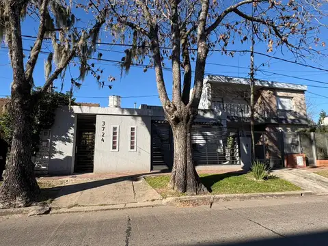 JUAN MARTIN MAZA AL 3700 VENTA DE CASA 3 DORMITORIOS EN LA FLORIDA ROSARIO