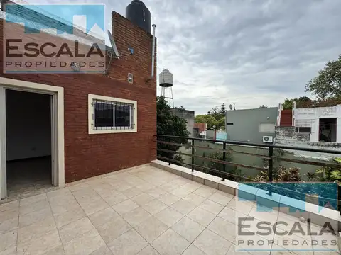 Casa en Alquiler en Barrio Industrial, $ 550.000