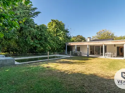 Venta casa 4 amb Barrio Sausalito, Pilar 3 dorm Suite Galería Parrilla Piscina