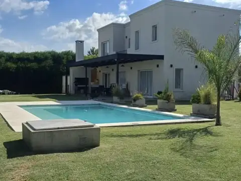 Casa  en Venta en El Cantón Puerto, El Cantón, Escobar