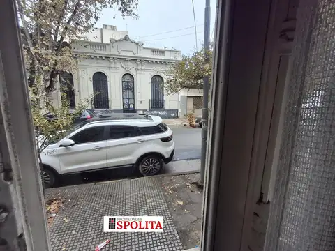 Depto Tipo Casa en Venta 75 años