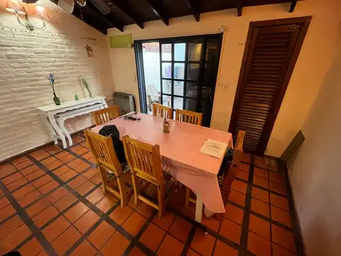 Depto Tipo Casa en Venta con 1 cocheras
