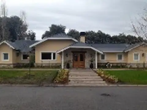 CASA-CHALET EN ALQUILER