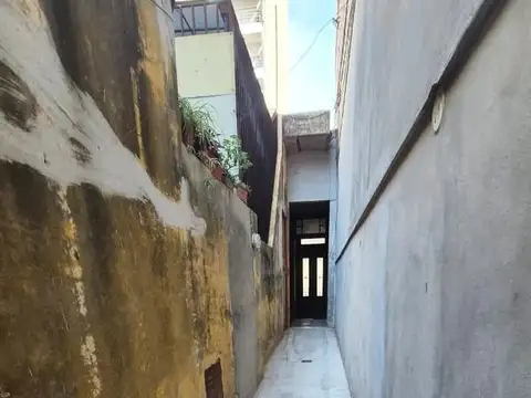 Depto Tipo Casa en Venta 50 años