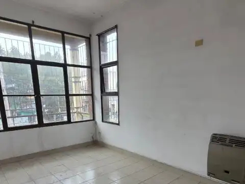 Oficina en Alquiler en Lomas de Zamora, $ 750.000