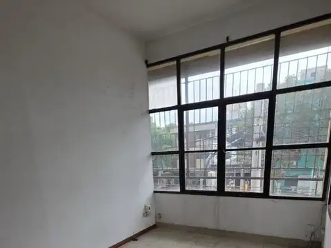 Oficina en Alquiler en Lomas de Zamora, $ 750.000