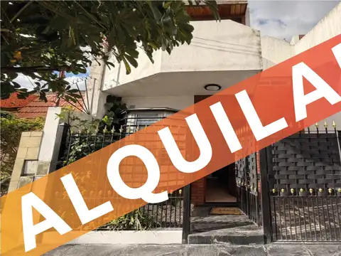 Casa en Valentin Alsina