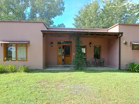 Casa en club de campo El Moro