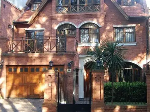 CASA EN VENTA EN MARTINEZ