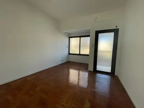 Local en Alquiler en Campana, $ 700.000