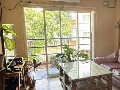 Departamento en venta 2 amb Al Frente en Villa Pueyrredon