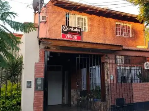 Terreno en Venta en Villa Luzuriaga, USD 100.000