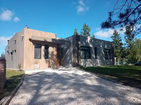 Casa en Venta  Miralagos