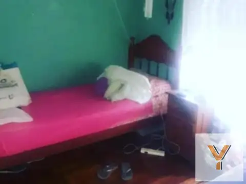 Casa en Venta con 4 cocheras