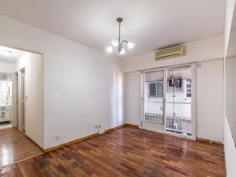 Departamento en Venta en Villa del Parque, USD 79.000