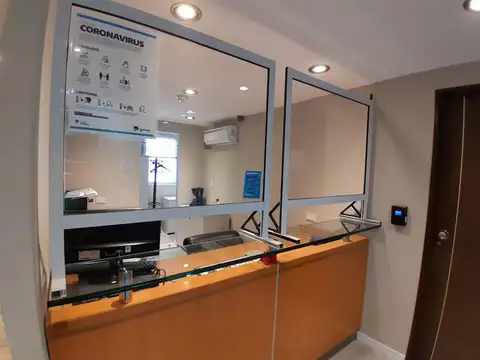 Piso de oficina remodelado  en Maipú y Lavalle - Venta / Alquiler