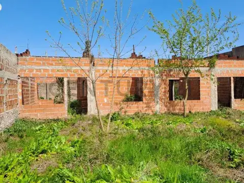 CAAGUAZU entre Lourdes y Talcahuano 100, Piso 0