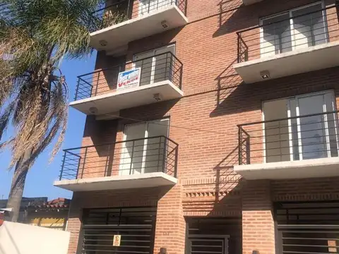 DEPARTAMENTO EN VENTA - MERLO CENTRO 
