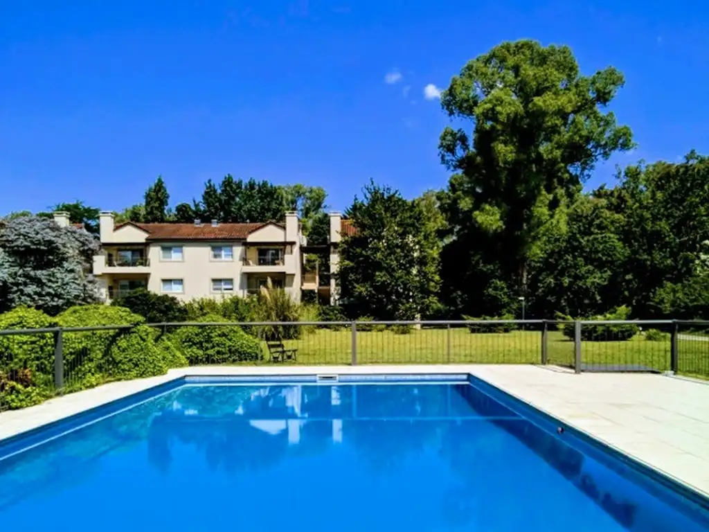 Áreas comunes sum, piscina, gimnasio, juegos en North Ville