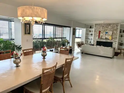 Departamento en Venta con 2 cocheras