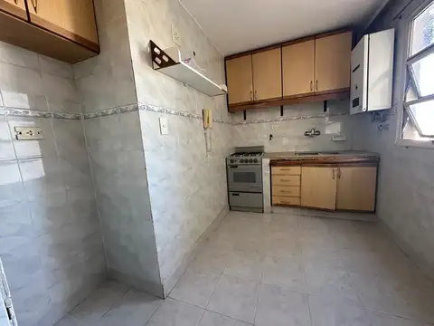 Departamento en Venta en Villa del Parque, USD 88.500