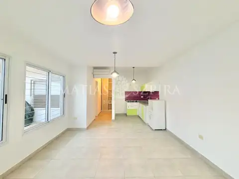Depto Tipo Casa 2 ambientes con 1 baño