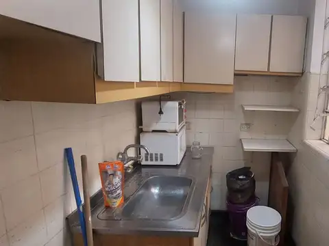 TUCUMAN 450 3º E, amplio ambiente cocina y baño completo