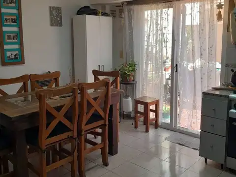 Depto Tipo Casa en Venta de 3 ambientes