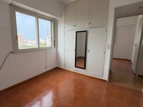 Avenida Caseros 1600