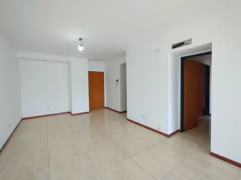 HERMOSO 3 AMB CON COCHERA CUBIERTA