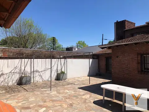 Casa en venta - 4 Dormitorios 4 Baños - Cochera - 830Mts2 - Bella Vista, San Miguel