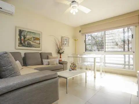 Depto Tipo Casa 4 ambientes con 2 baños