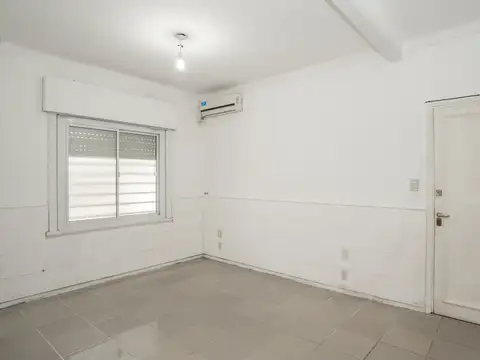Depto Tipo Casa en Venta al Este